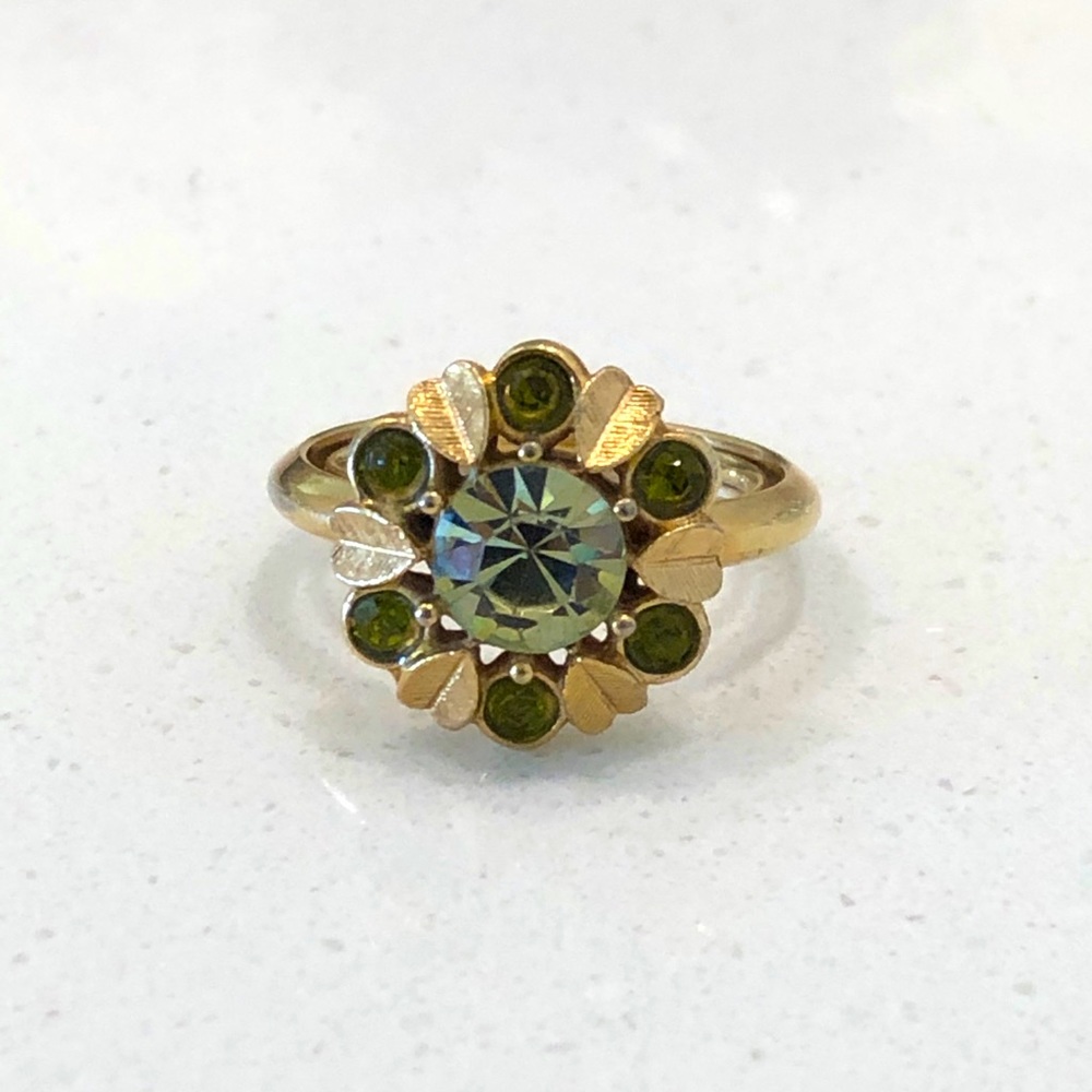 Vintage Avon ring